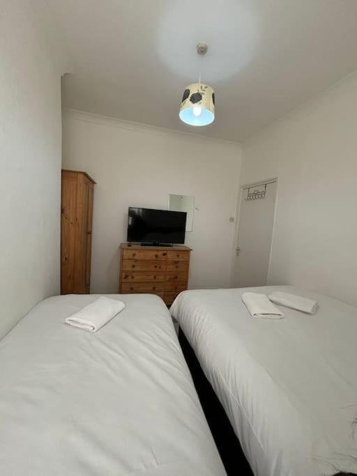 East London 2 Bedroom Flat Luaran gambar